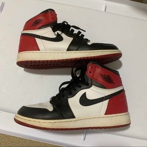 - Nike Air Jordan 1 Retro High Og Black Toe